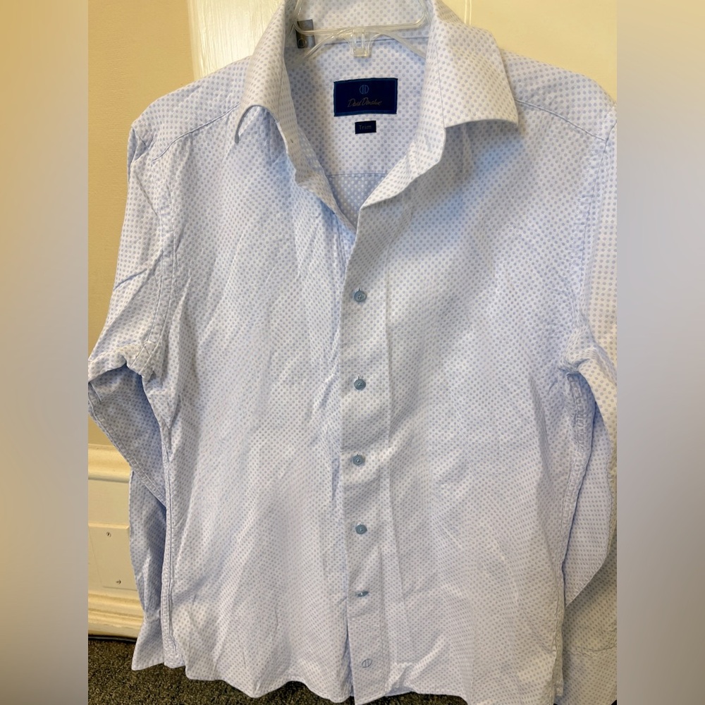 David Donahue Dress Shirt 
100% US Pima Cotton
Adjustable barrel cuff
Like New
